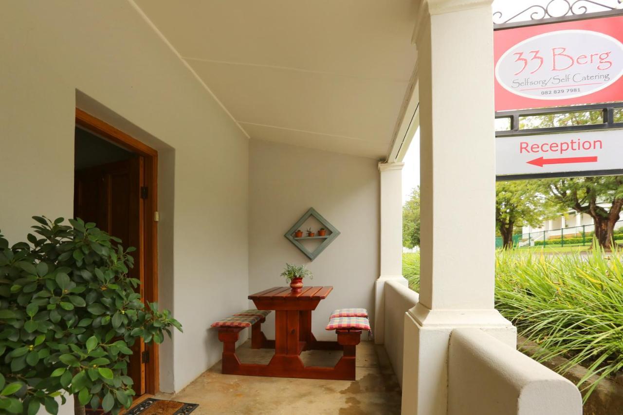 Hotel 33 Berg Selfcatering Swellendam Exterior foto