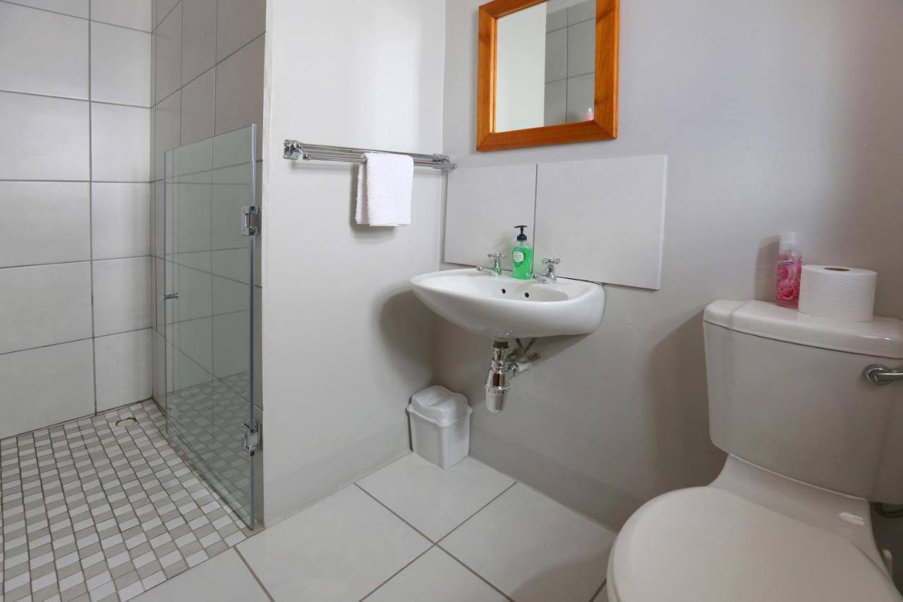 Hotel 33 Berg Selfcatering Swellendam Exterior foto